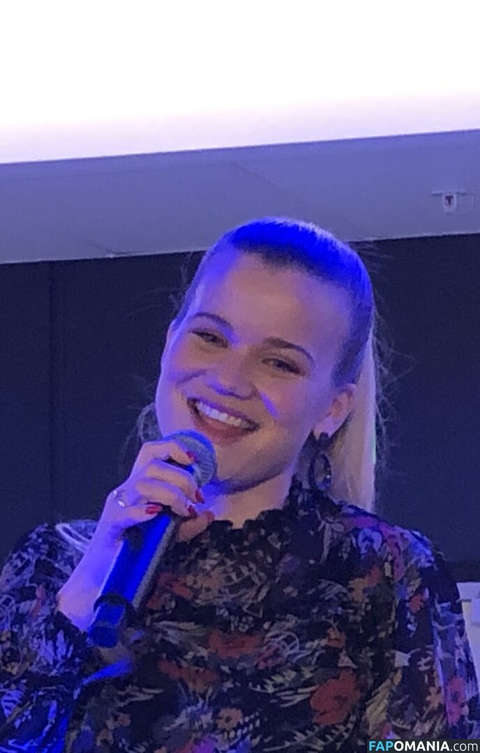 Sandra Lyng Nahý OnlyFans  Uniklá fotka #8