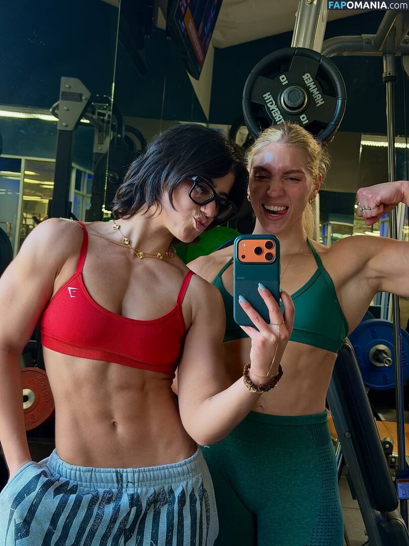 Sara Saffari / sarasaffari__ Nahý OnlyFans  Uniklá fotka #398