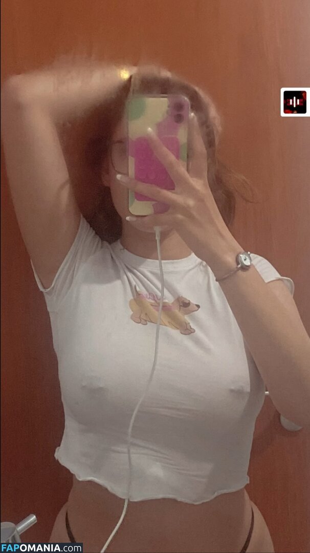 Sarah Beatriz / Sbfuscarini / sbfuscarini1 Nahý OnlyFans  Uniklá fotka #6