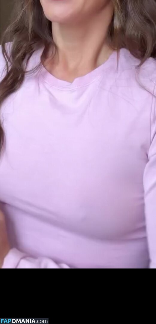 Sarah Engels / sarellax3 Nahý OnlyFans  Uniklá fotka #6