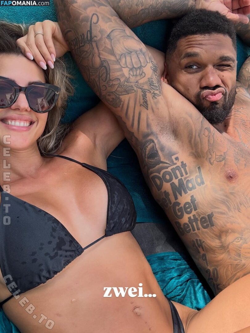 Sarah Harrison / sarah.harrison.official Nahý OnlyFans  Uniklá fotka #2