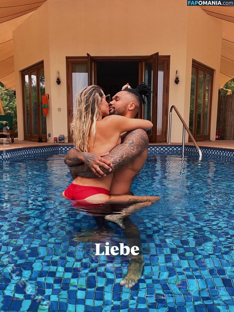 Sarah Harrison / sarah.harrison.official Nahý OnlyFans  Uniklá fotka #3