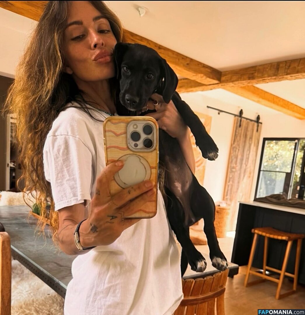 Sarah Shahi / SarahShahi Nahý OnlyFans  Uniklá fotka #225