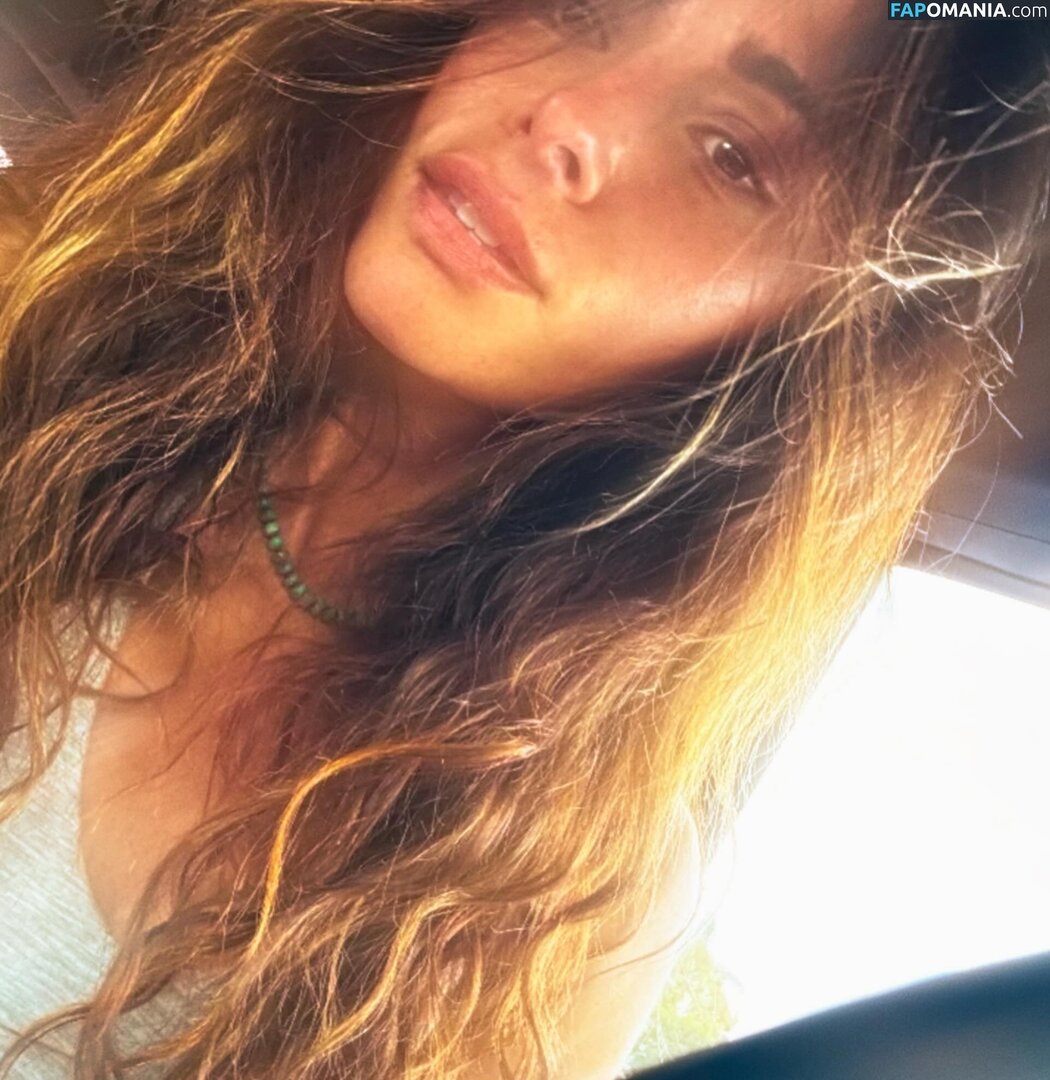 Sarah Shahi / SarahShahi Nahý OnlyFans  Uniklá fotka #226