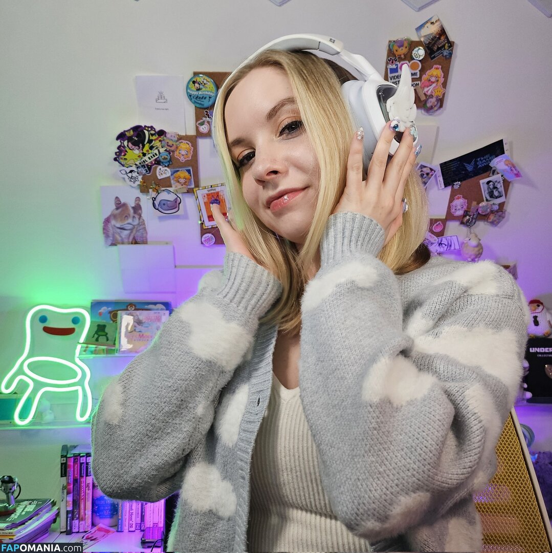 Sarahpodz / https: Nahý OnlyFans  Uniklá fotka #3