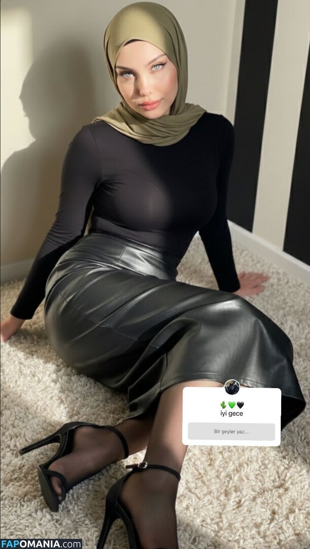 heliosari / heliosri / sariikubraa Nahý OnlyFans  Uniklá fotka #20