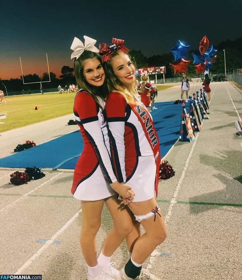 Sarina Hunt / alexandramhunt / sarinahunt / sarinahuntt Nahý OnlyFans  Uniklá fotka #17