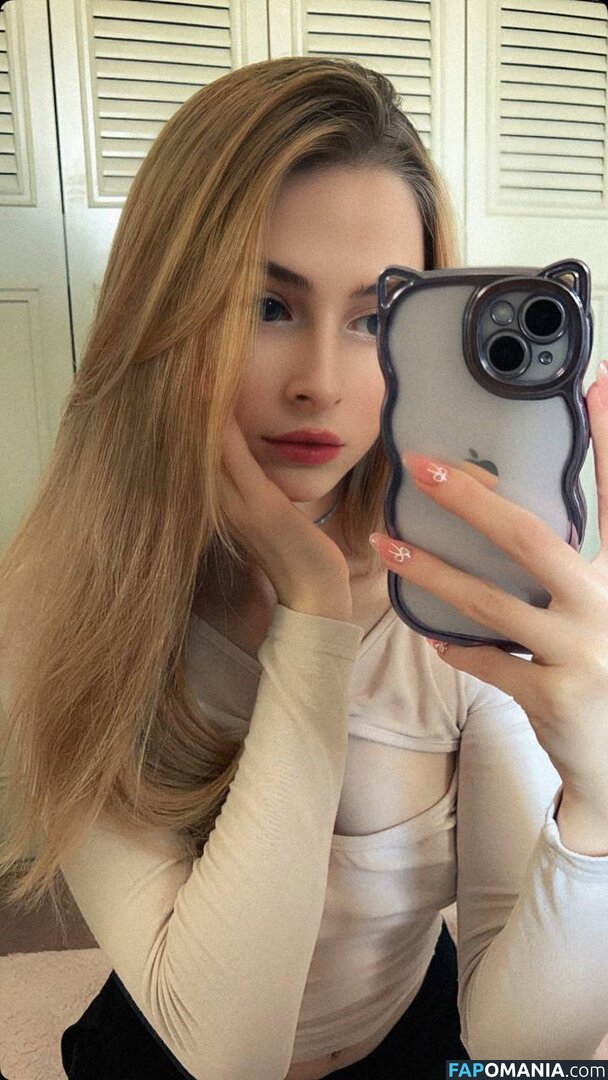 _sassynessa / a.ssa_sa Nahý OnlyFans  Uniklá fotka #3