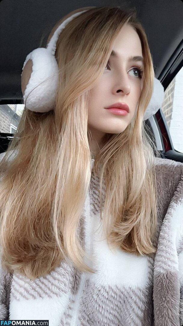 _sassynessa / a.ssa_sa Nahý OnlyFans  Uniklá fotka #15
