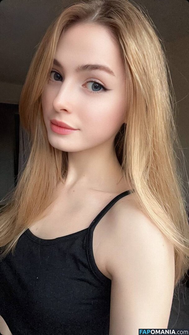 _sassynessa / a.ssa_sa Nahý OnlyFans  Uniklá fotka #17