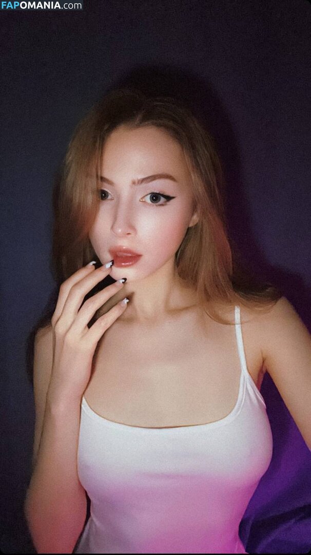 _sassynessa / a.ssa_sa Nahý OnlyFans  Uniklá fotka #33
