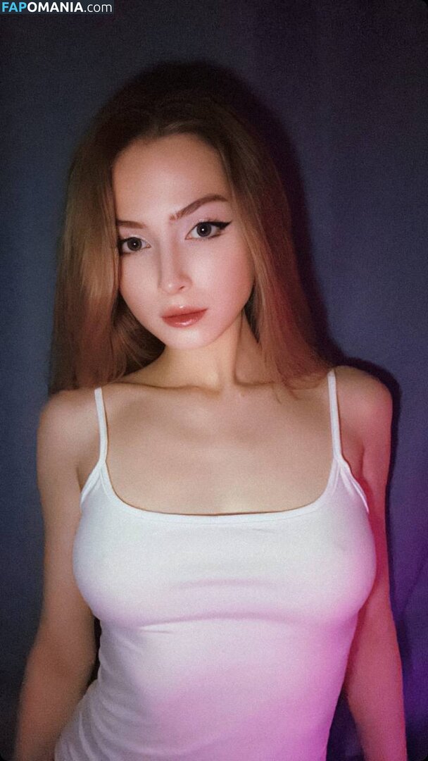 _sassynessa / a.ssa_sa Nahý OnlyFans  Uniklá fotka #34