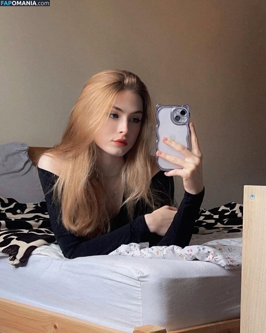 _sassynessa / a.ssa_sa Nahý OnlyFans  Uniklá fotka #40