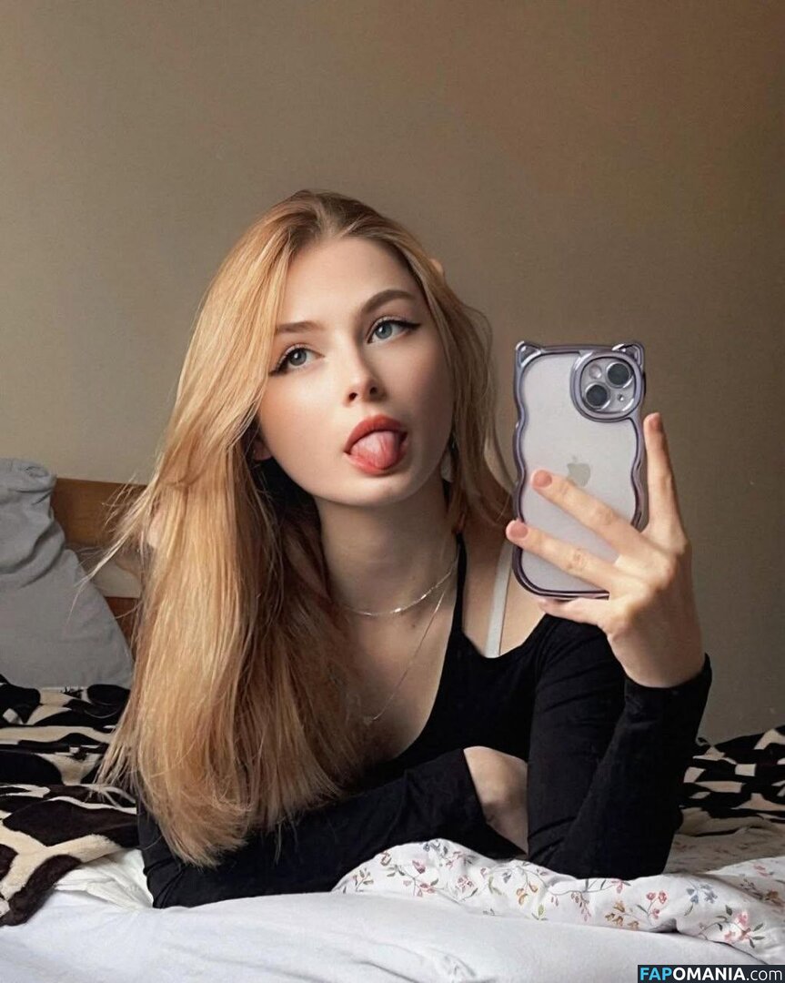 _sassynessa / a.ssa_sa Nahý OnlyFans  Uniklá fotka #41