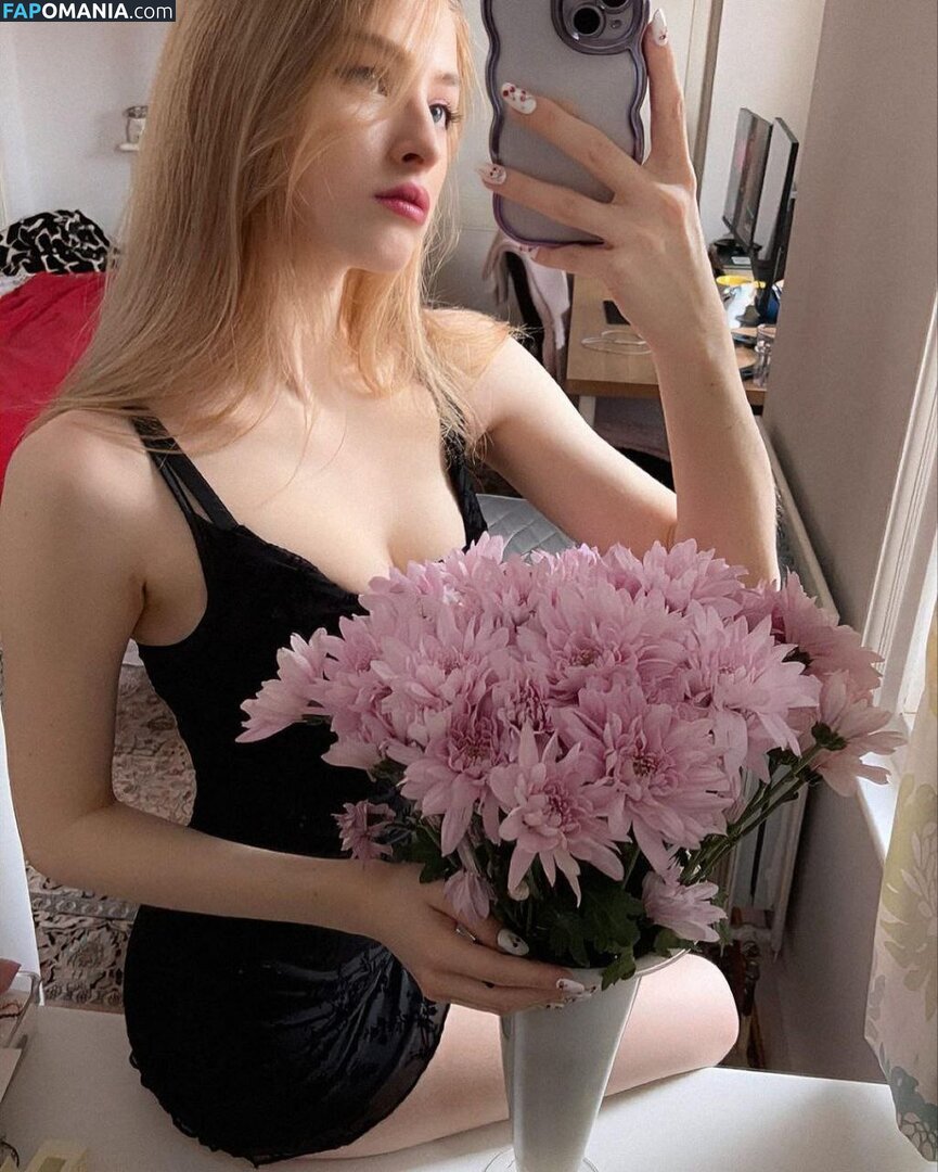 _sassynessa / a.ssa_sa Nahý OnlyFans  Uniklá fotka #44