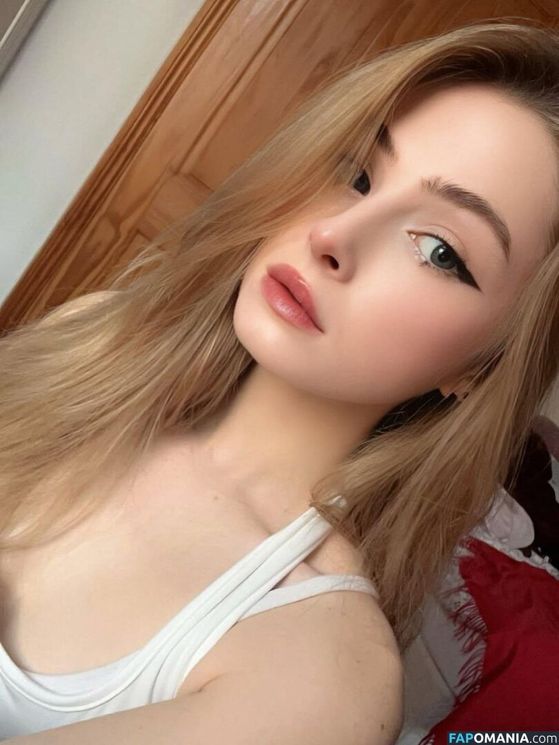 _sassynessa / a.ssa_sa Nahý OnlyFans  Uniklá fotka #47