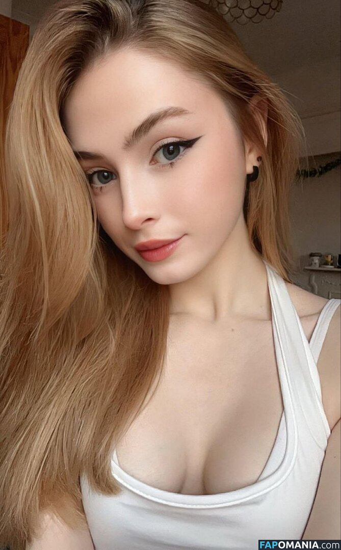 _sassynessa / a.ssa_sa Nahý OnlyFans  Uniklá fotka #52