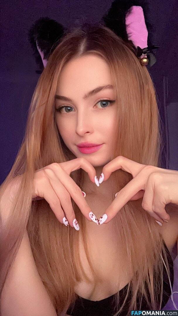 _sassynessa / a.ssa_sa Nahý OnlyFans  Uniklá fotka #58