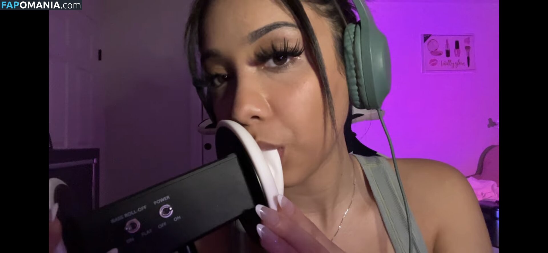SassySounds ASMR / SassysoundsASMR / sassyselenaaaa / selenaaasasmr Nahý OnlyFans  Uniklá fotka #44