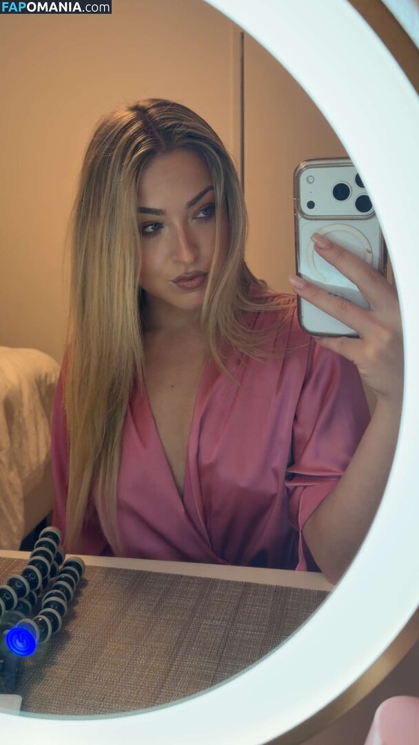Scarlet Aviram / scarletaviram Nahý OnlyFans  Uniklá fotka #84