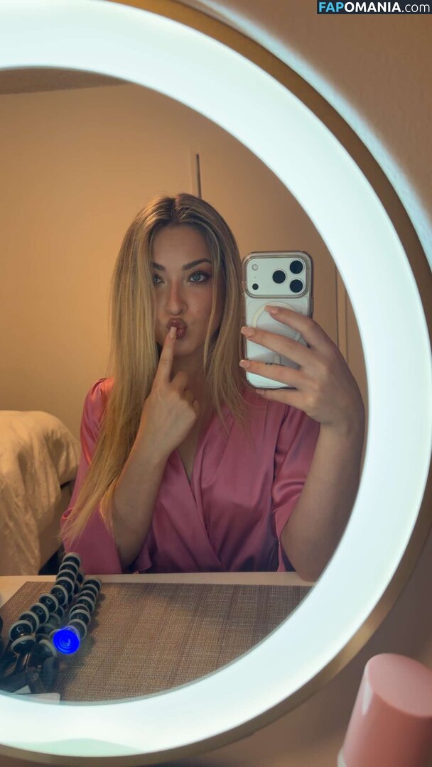 Scarlet Aviram / scarletaviram Nahý OnlyFans  Uniklá fotka #86
