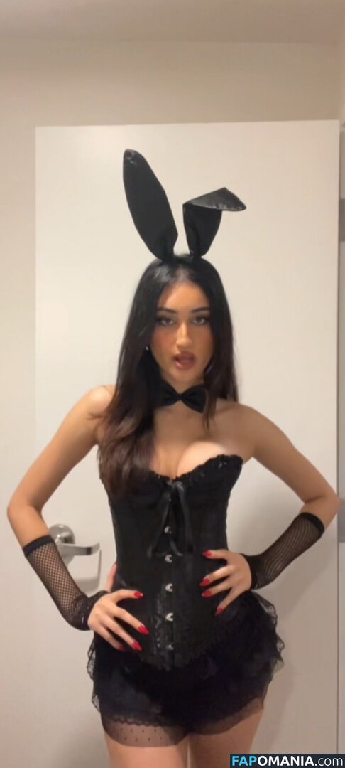 Selena_a.h Selena<3 / selena_a.h Nahý OnlyFans  Uniklá fotka #1