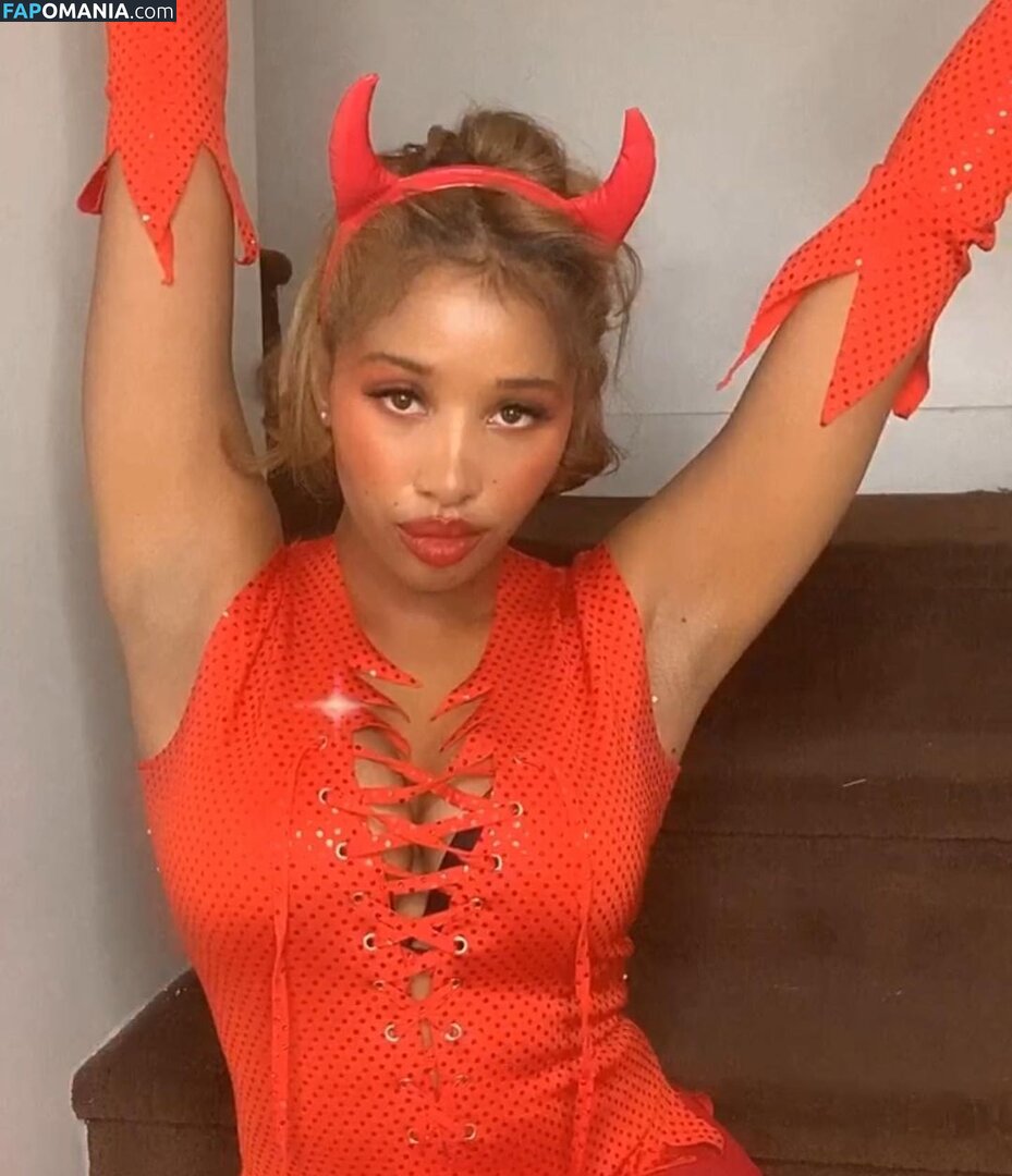 SaintShalyn / Sha_Griff, SaintShalyn Nahý OnlyFans  Uniklá fotka #5