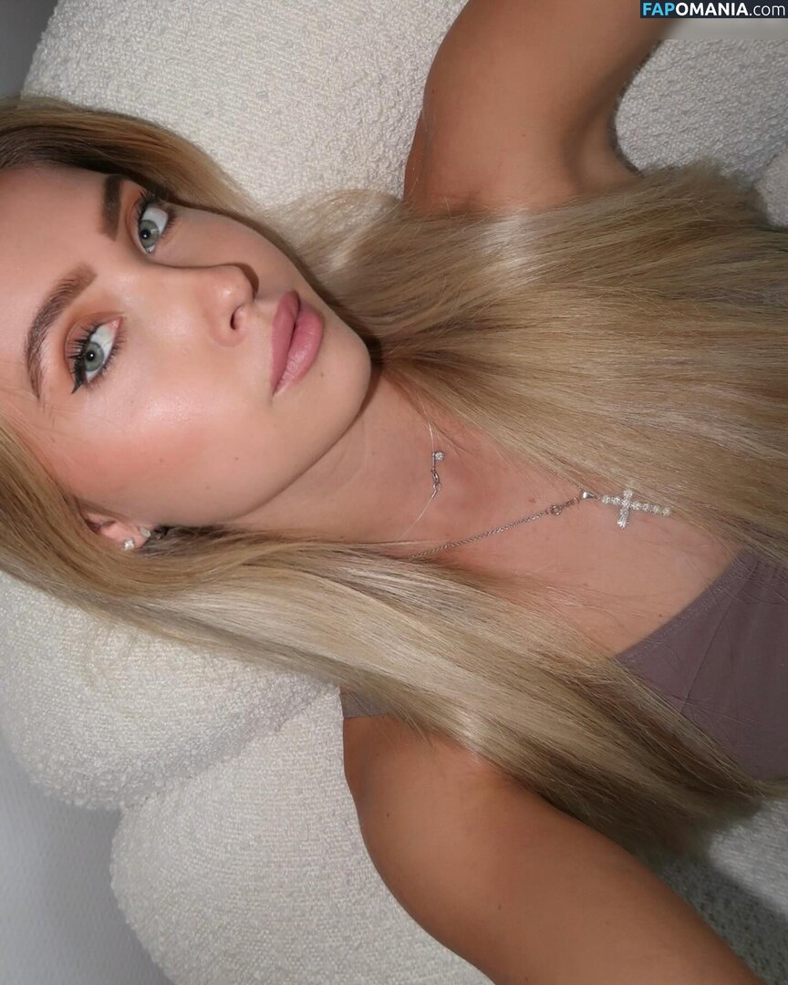 Shania Geiss / shania__geiss Nahý OnlyFans  Uniklá fotka #120