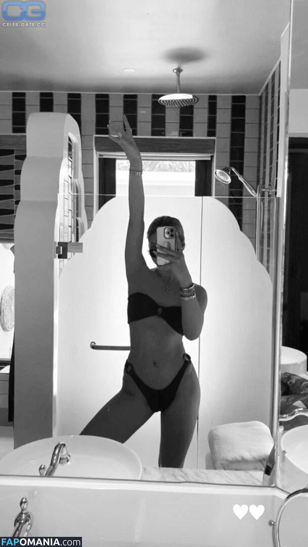 Shania Geiss / shania__geiss Nahý OnlyFans  Uniklá fotka #364