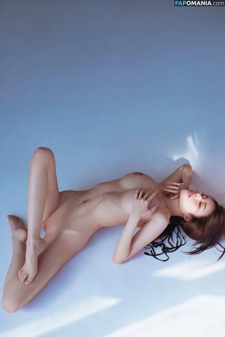 Sheriharhuang Nahý OnlyFans  Uniklá fotka #10