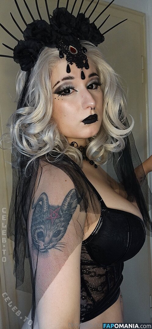 Shiruka.Cosplay / ShirukaChaan / https: Nahý OnlyFans  Uniklá fotka #7