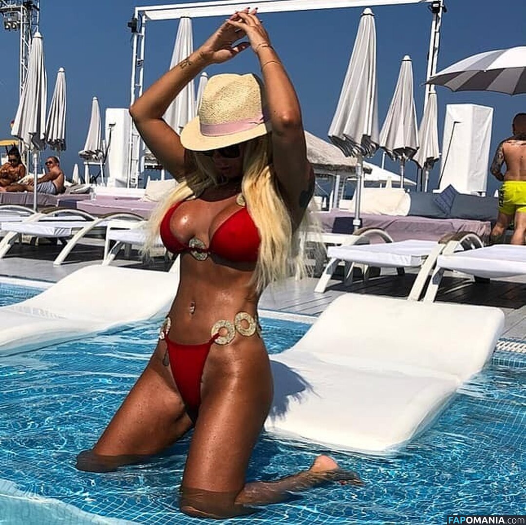 Simona Trasca / simonatrasca / simonatrsc Nahý OnlyFans  Uniklá fotka #5