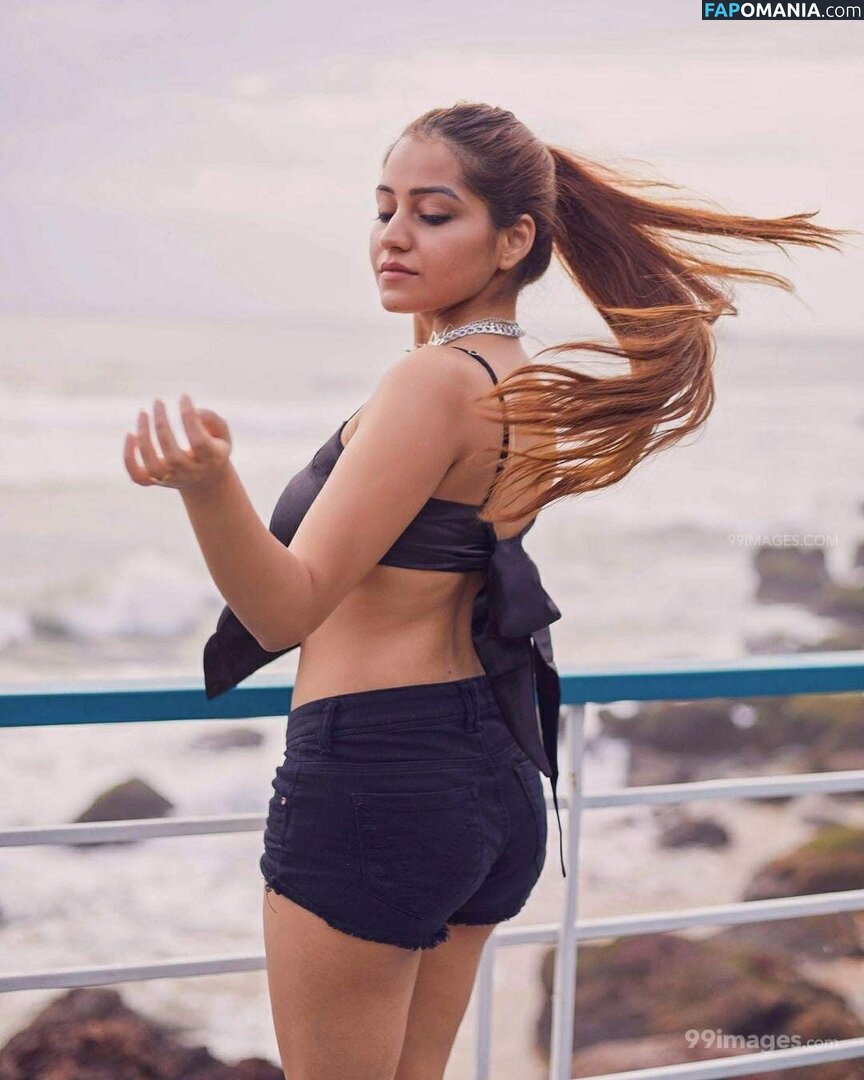 Simran Kaur Hundal Nahý OnlyFans  Uniklá fotka #31