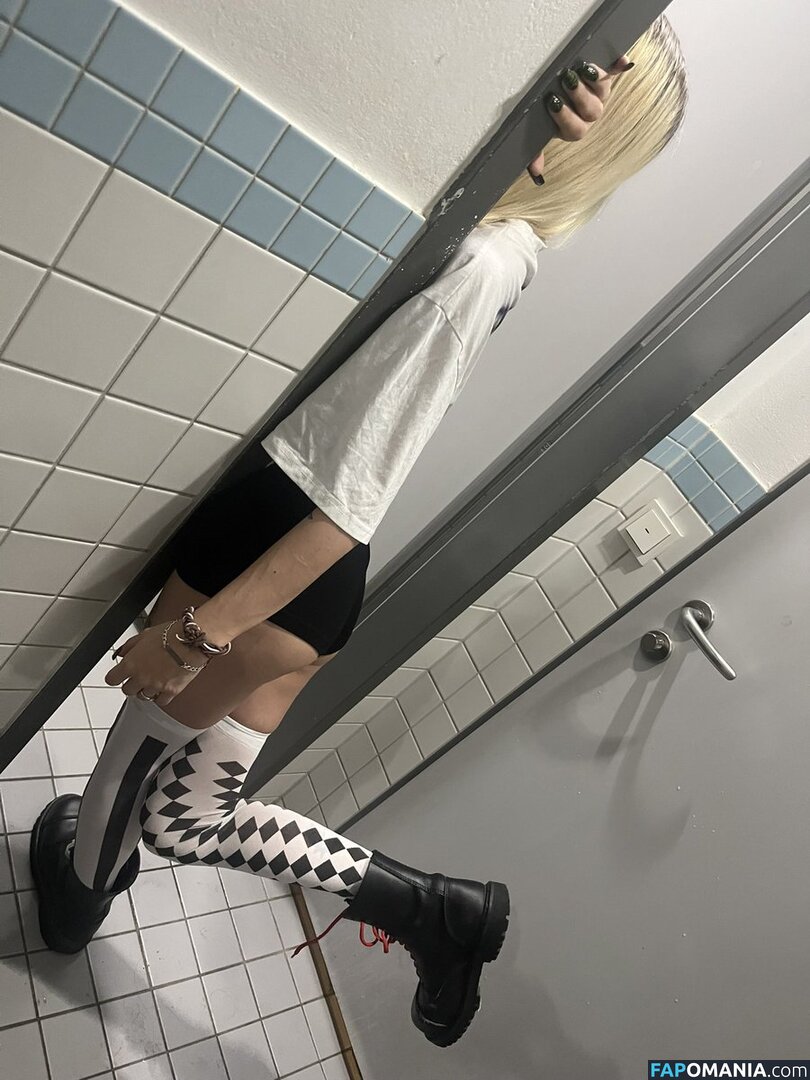 Skarbaby Nahý OnlyFans  Uniklá fotka #14