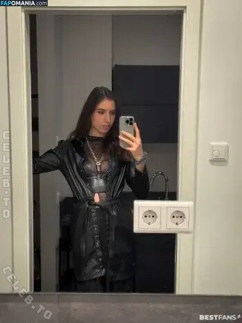 Skarlya / darkelements_byskarlya Nahý OnlyFans  Uniklá fotka #8