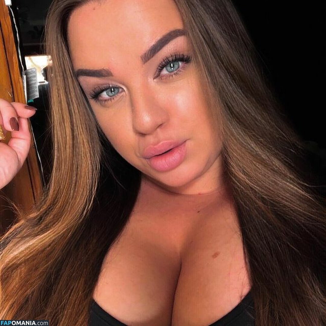 Skorka Kitti / kkittuss / skorkakitti Nahý OnlyFans  Uniklá fotka #7