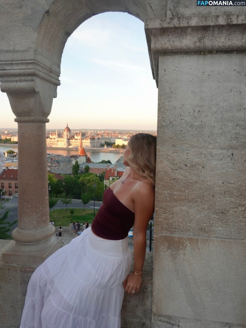 Sky Naomi Smith / skynaomismith Nahý OnlyFans  Uniklá fotka #7