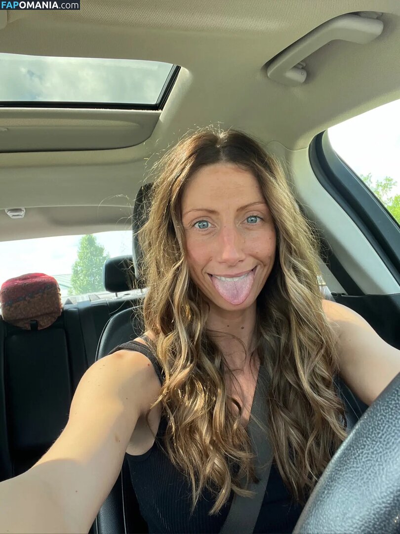 Skyehotwife Nahý OnlyFans  Uniklá fotka #5