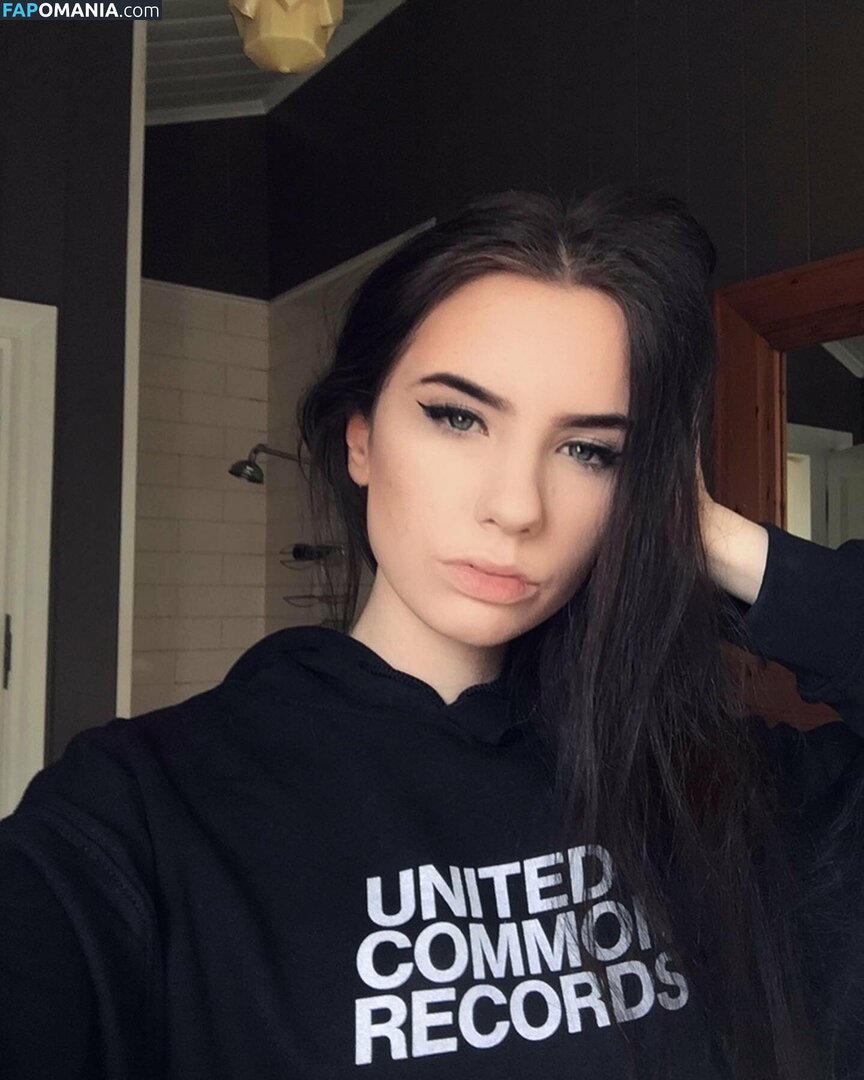 cyberhotcakes / sleppyy Nahý OnlyFans  Uniklá fotka #6