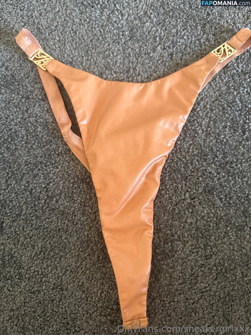 lovesneakers123_ / sneakergirlxxx Nahý OnlyFans  Uniklá fotka #17