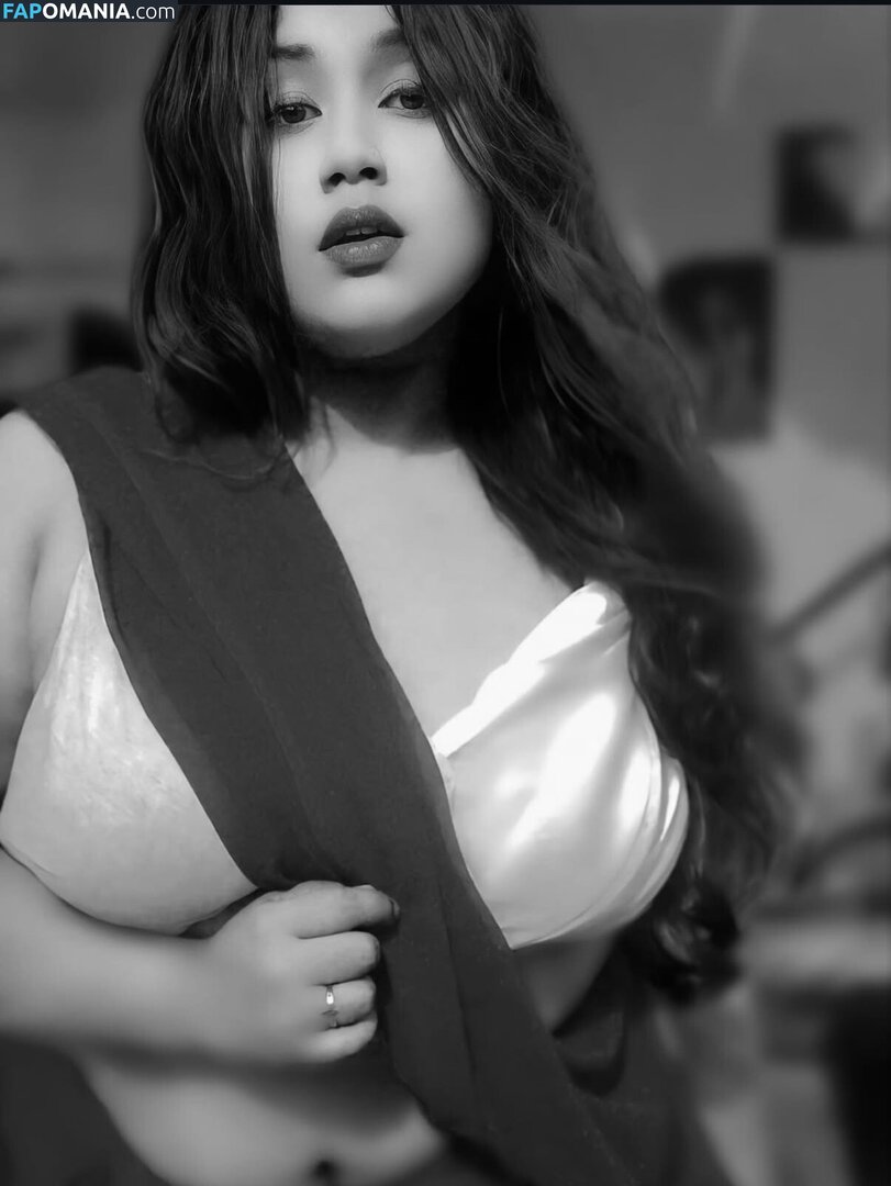Sneha Gowry / _gowreeee_ Nahý OnlyFans  Uniklá fotka #1
