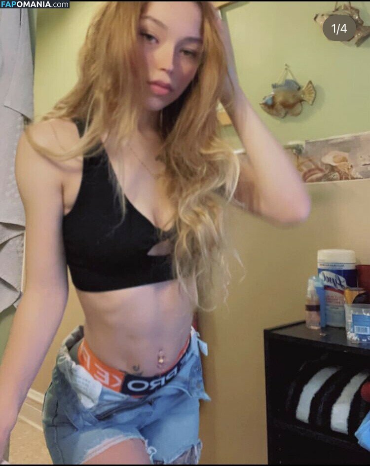 Lovekassy / Snowbunnykassy / kassygotthroat / snowbunnykayy Nahý OnlyFans  Uniklá fotka #3