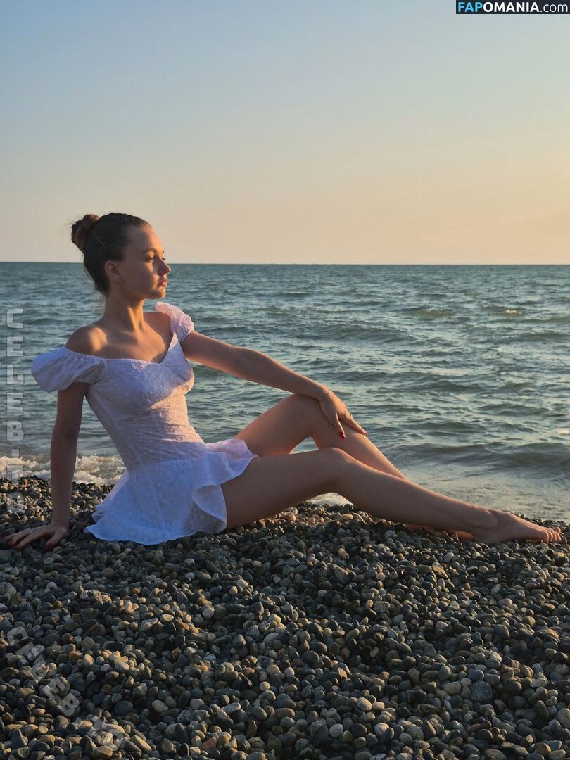 Sofia Alexandrovna / kozyrevaaaaaaa Nahý OnlyFans  Uniklá fotka #1