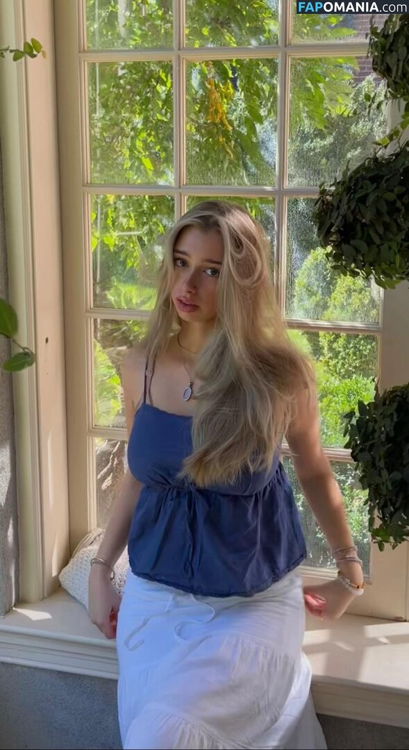 https: / sofyaplotnikova / xsofya_x Nahý OnlyFans  Uniklá fotka #1