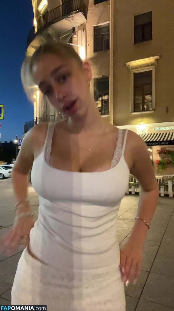 https: / sofyaplotnikova / xsofya_x Nahý OnlyFans  Uniklá fotka #2