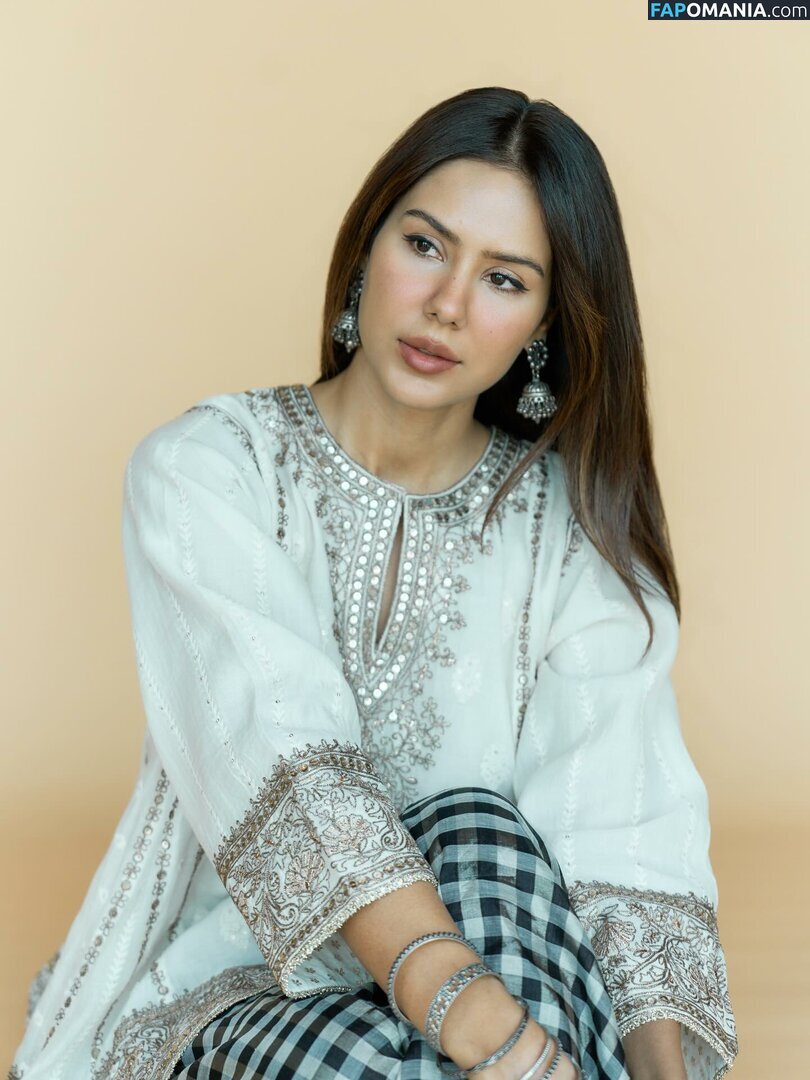 Sonam Bajwa / bajwasonam / sonambajwa Nahý OnlyFans  Uniklá fotka #13