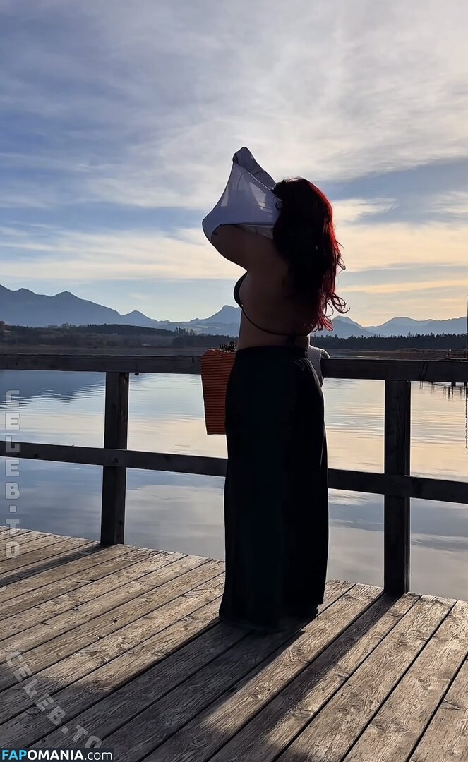 Sophia Thiel / sophia.thiel Nahý OnlyFans  Uniklá fotka #7