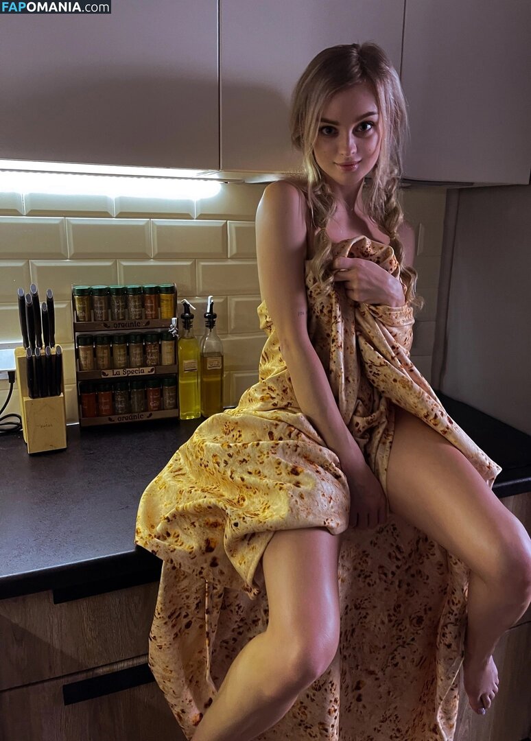 KATSSBY / Sophie Katssby Nahý OnlyFans  Uniklá fotka #680
