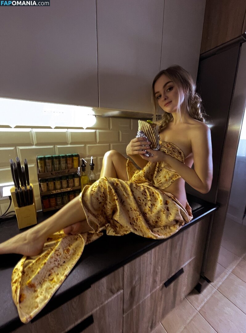 KATSSBY / Sophie Katssby Nahý OnlyFans  Uniklá fotka #681