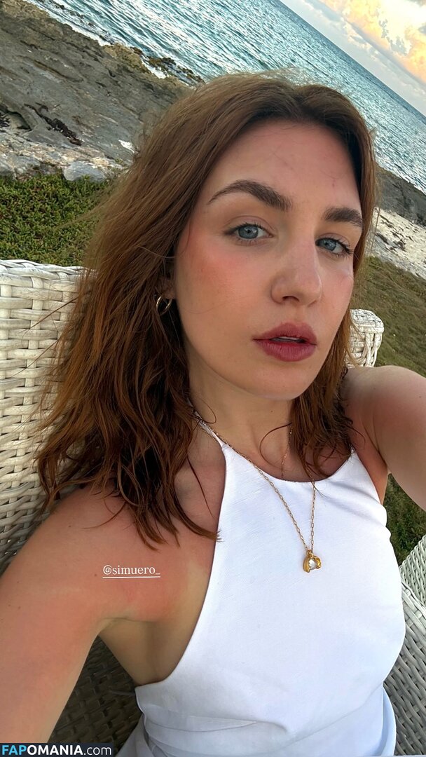 Sophie Nélisse / sophie__nelisse Nahý OnlyFans  Uniklá fotka #8